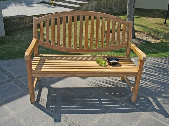 zebra-yachtclub-2-sitzerbank (1).jpg